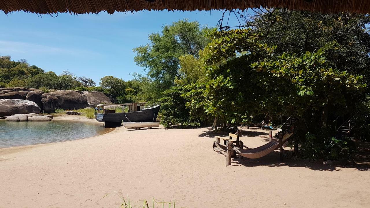 Mufasa Eco Lodge Monkey Bay Ngoại thất bức ảnh