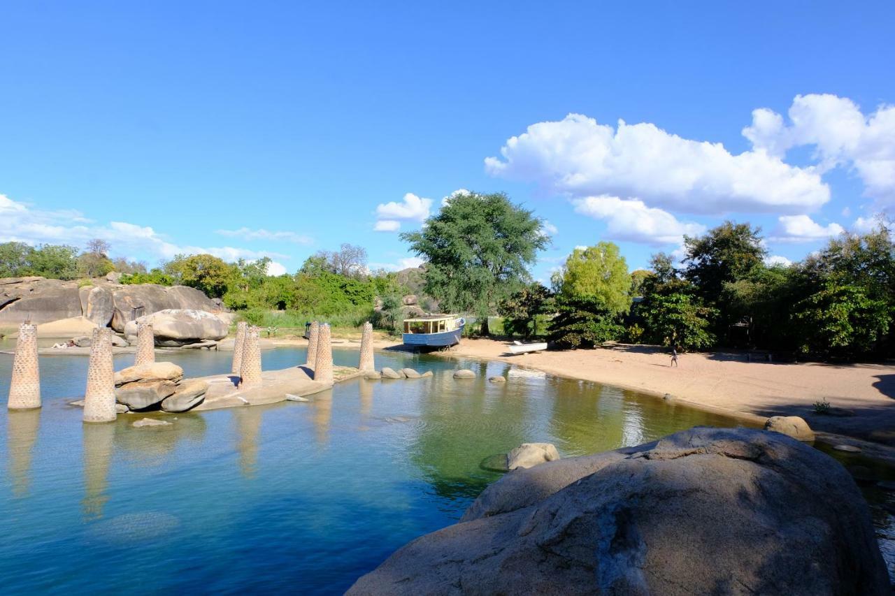 Mufasa Eco Lodge Monkey Bay Ngoại thất bức ảnh